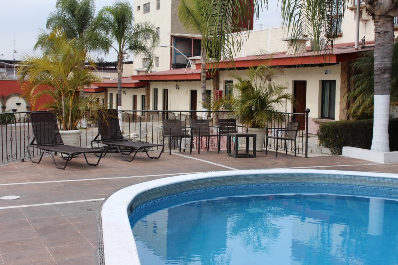 Hotel Posada Virreyes Tlaquepaque Exterior photo